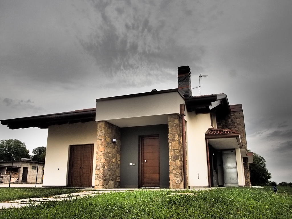 Alloggio Agrituristico Ai Tre Castelli Moruzzo Exterior photo